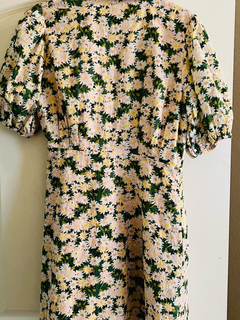 AREUM Italian Floral Dress - Size L (Fits like US Medium 4-6) - Picture 2 of 10
